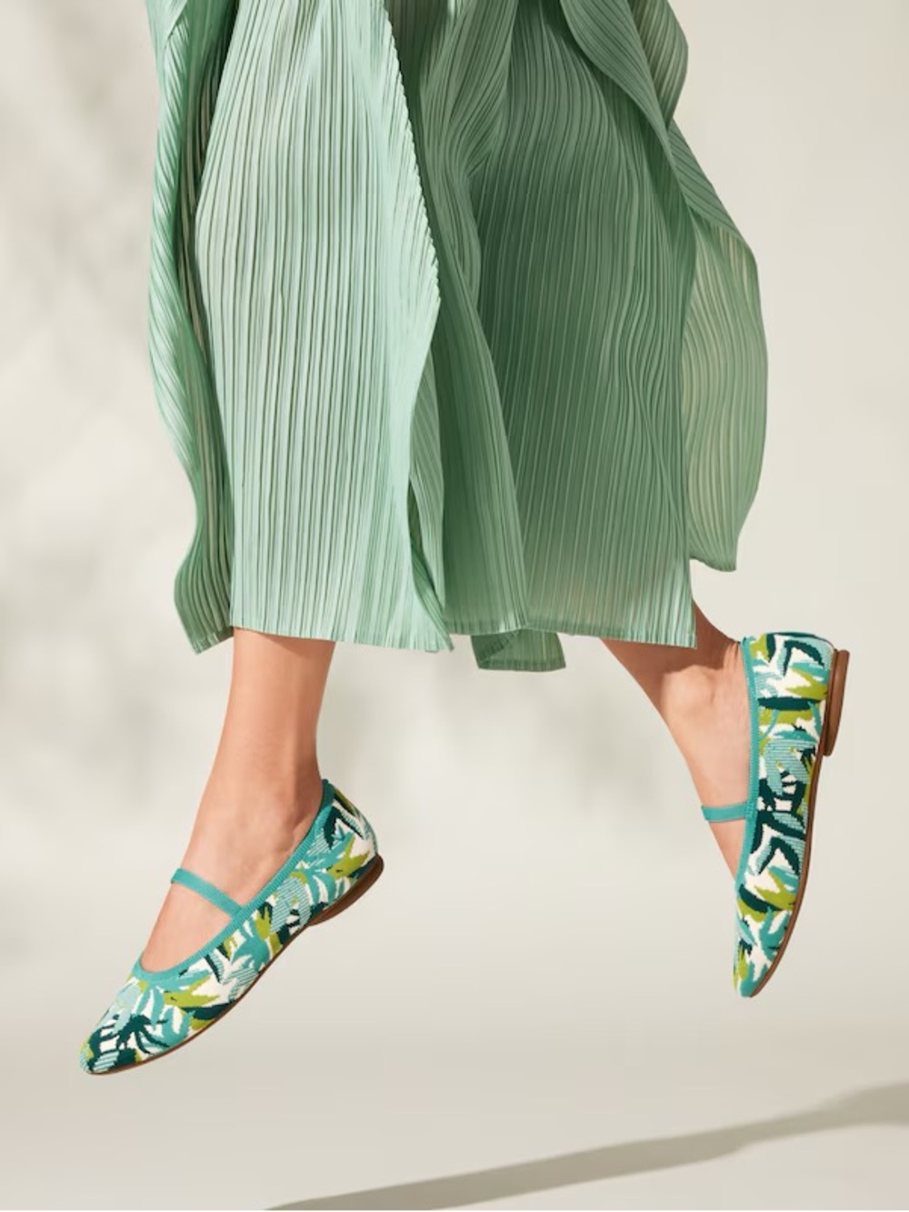 Vivaia Almond Toe Mary Jane Turquoise Tropical